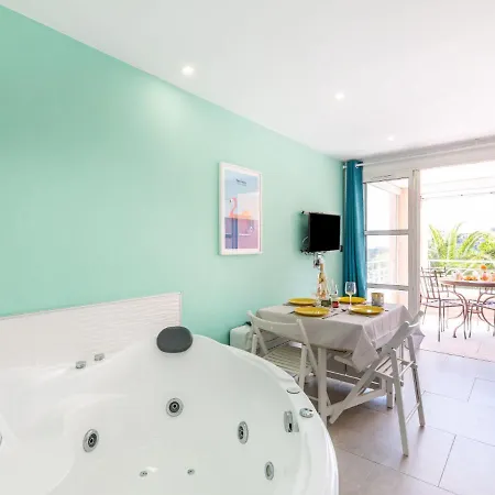 Village Cap Esterel - L'esquinade-69 By Interhome
